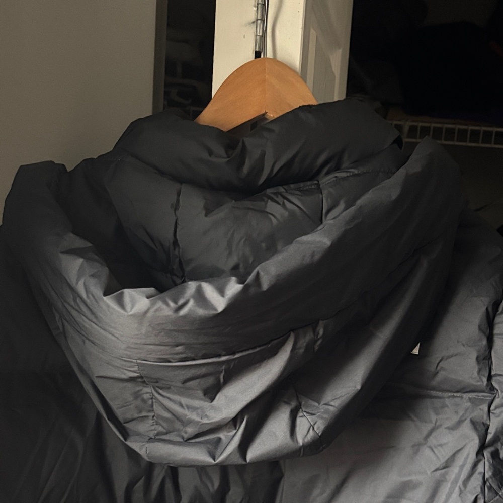 The North Face Black Puffer Coat - Picture 9 of 12